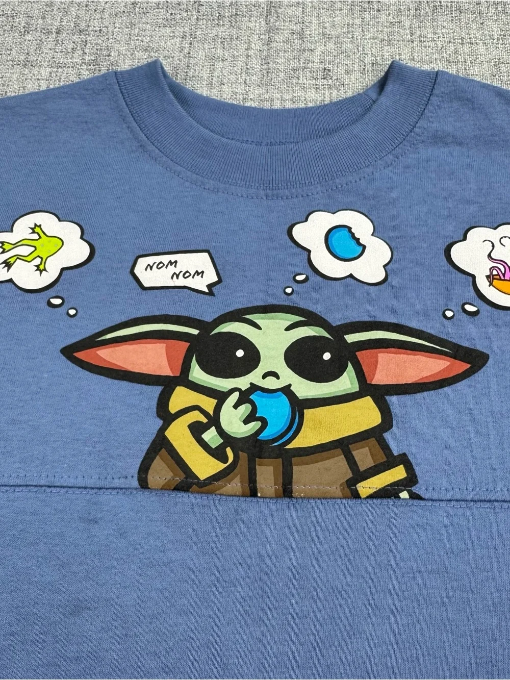 Disneyland Grogu Spirit Jersey Star Wars The Mandalorian here for snacks 5-6 C